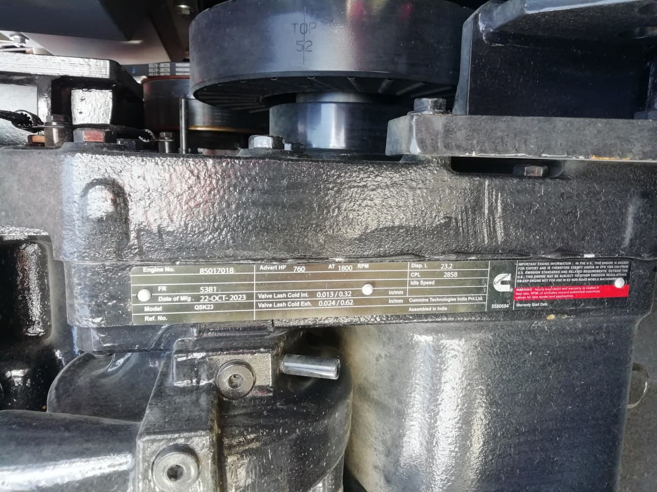 Шильдик Cummins QSK23: Engine No. 85017018, CPL 2858